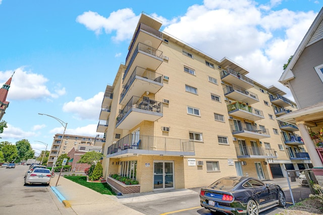 320 Circle Ave Unit 308, Forest Park, IL 60130 - photo 1