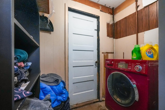 208 Frank Ave, Joliet, IL 60435 - washroom with washer / clothes dryer