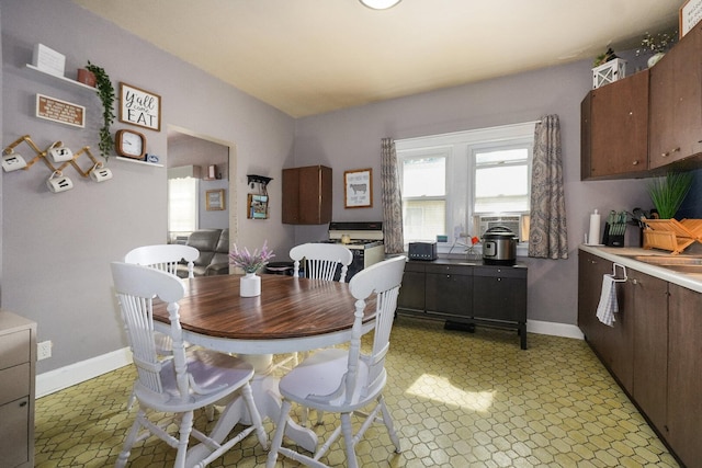 208 Frank Ave, Joliet, IL 60435 - dining room with light floors