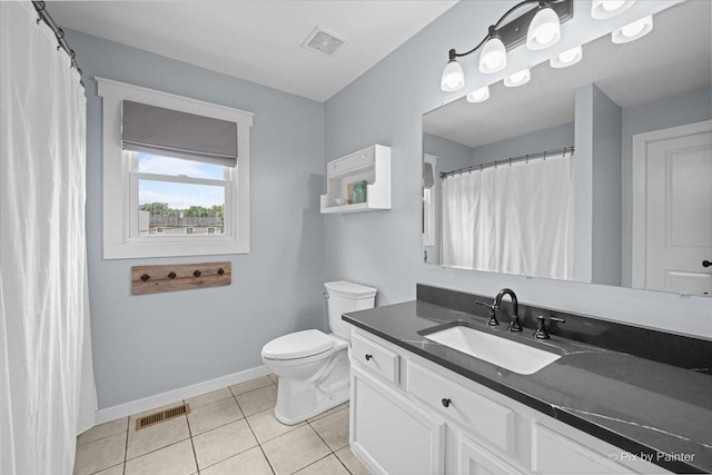 2519 Penn Blvd, Lindenhurst, IL 60046 - full bath featuring vanity, tile patterned floors, and a shower with curtain