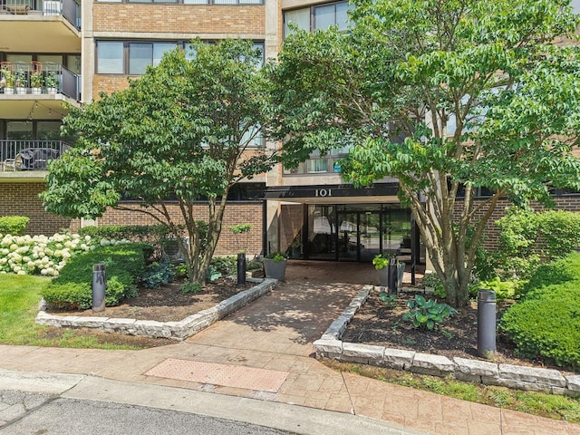 101 Bar Harbour Rd Unit 5N, Schaumburg, IL 60193 - view of building exterior