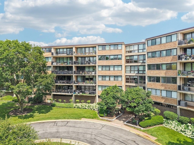 101 Bar Harbour Rd Unit 5N, Schaumburg, IL 60193 - view of apartment building / complex