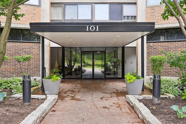 101 Bar Harbour Rd Unit 5N, Schaumburg, IL 60193 - view of exterior entry with brick siding