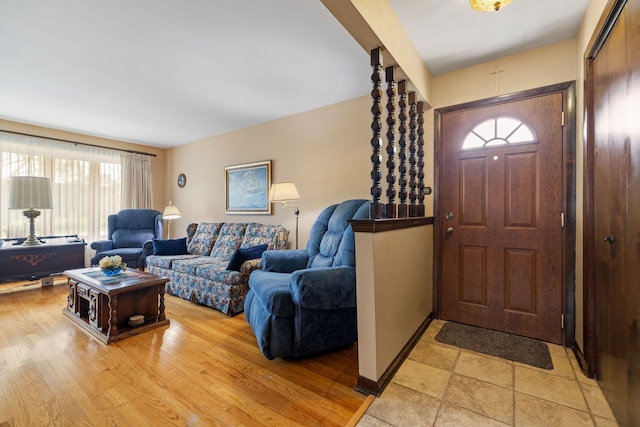 8424 Moody Ave, Burbank, IL 60459 - view of entrance foyer