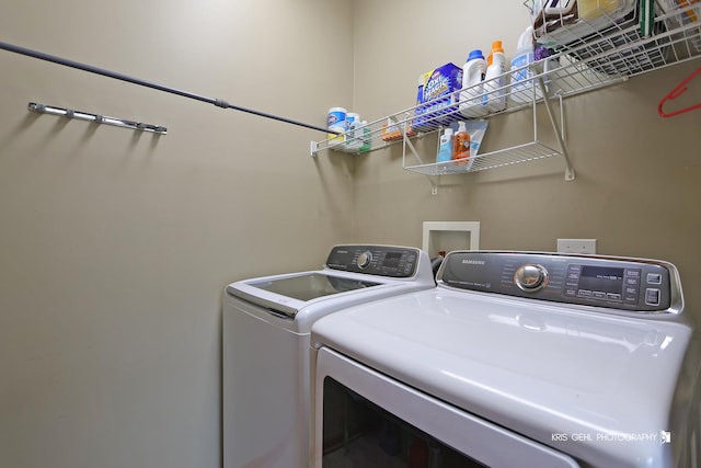 78 Thomas Ct, Grayslake, IL 60030 - washroom featuring washing machine and dryer