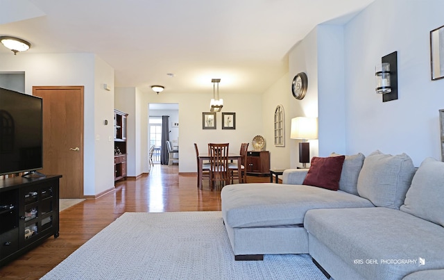 78 Thomas Ct, Grayslake, IL 60030 - living area with dark wood-style floors