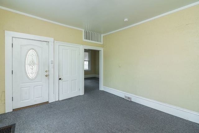 528 5th St, Aurora, IL 60505 - carpeted entrance foyer featuring crown molding and baseboards