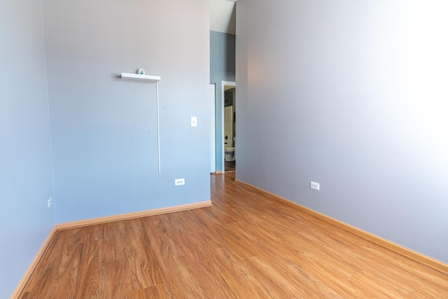 1521 Silverstone Dr Unit 3, Carpentersville, IL 60110 - unfurnished room featuring wood finished floors and baseboards