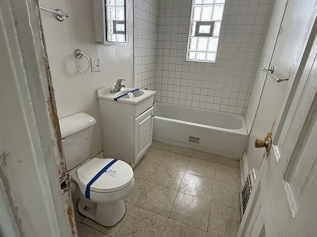 6044 S Justine St, Chicago, IL 60636 - full bathroom with vanity and tub / shower combination
