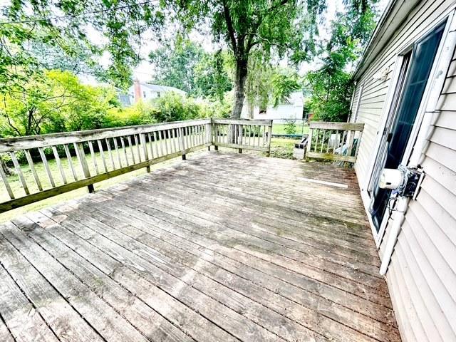 813 Reinthaler Rd, Bloomington, IL 61701 - photo 19