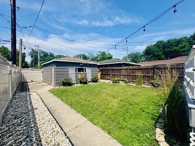 2544 W 107th St, Chicago, IL 60655 - fenced backyard with an outdoor structure