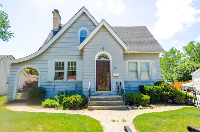 221 W Courtland St, Mundelein, IL 60060 - photo 1
