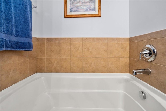 2201 Concord Dr Unit 2201, Mchenry, IL 60050 - bathroom featuring a tub