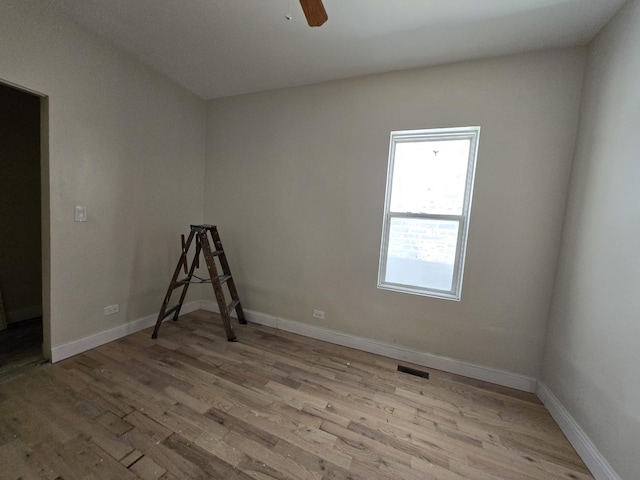 426 N Trumbull Ave, Chicago, IL 60624 - empty room featuring wood finished floors and a ceiling fan