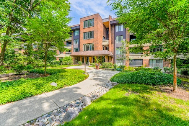 1401 Burr Oak Rd Unit 108B, Hinsdale, IL 60521 - view of property's community