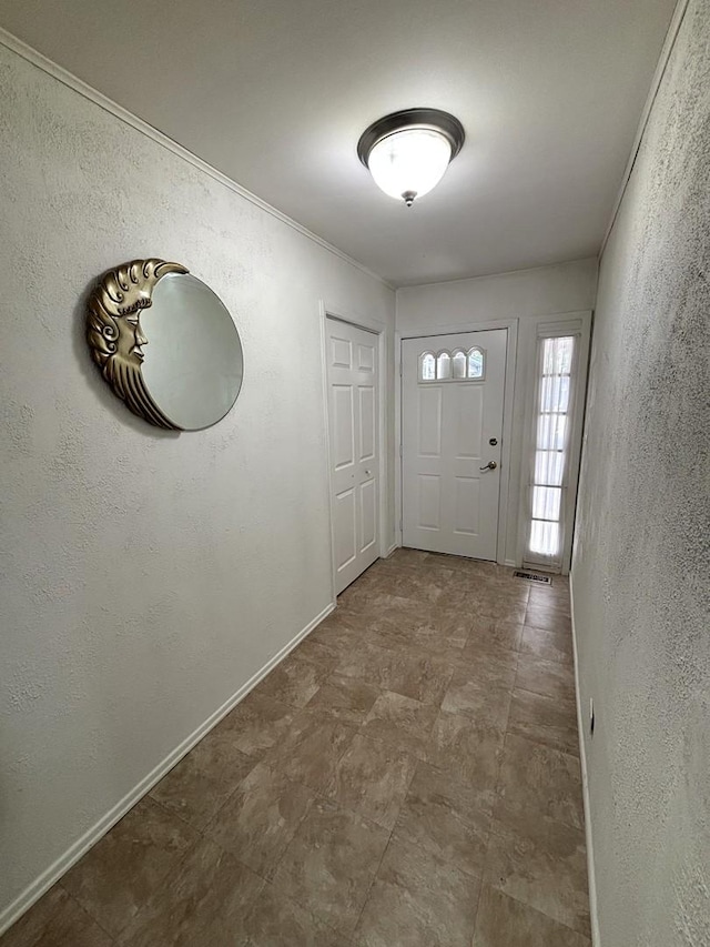2S651 Ashley Dr, Glen Ellyn, IL 60137 - entrance foyer featuring a textured wall