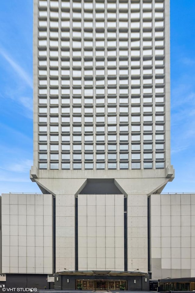 111 E Chestnut St Unit 21B, Chicago, IL 60611 - exterior view