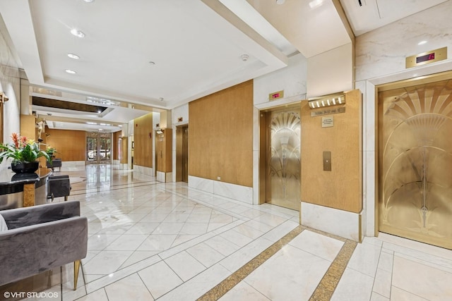 111 E Chestnut St Unit 21B, Chicago, IL 60611 - community lobby with recessed lighting
