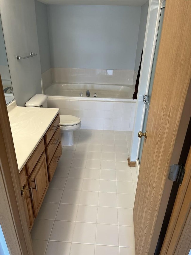 2020 Saint Regis Dr Unit 501, Lombard, IL 60148 - full bath with tile patterned flooring, vanity, and a garden tub