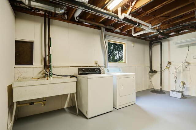 31340 N Liberty Rd, Grayslake, IL 60030 - washroom with washing machine and clothes dryer