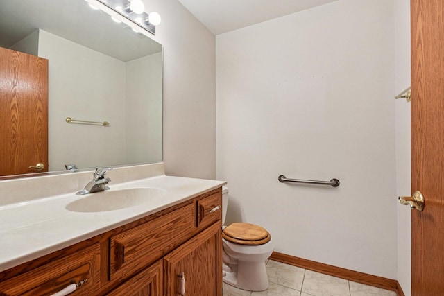 6514 Pine Trail Ln Unit 2, Tinley Park, IL 60477 - bathroom featuring vanity and toilet