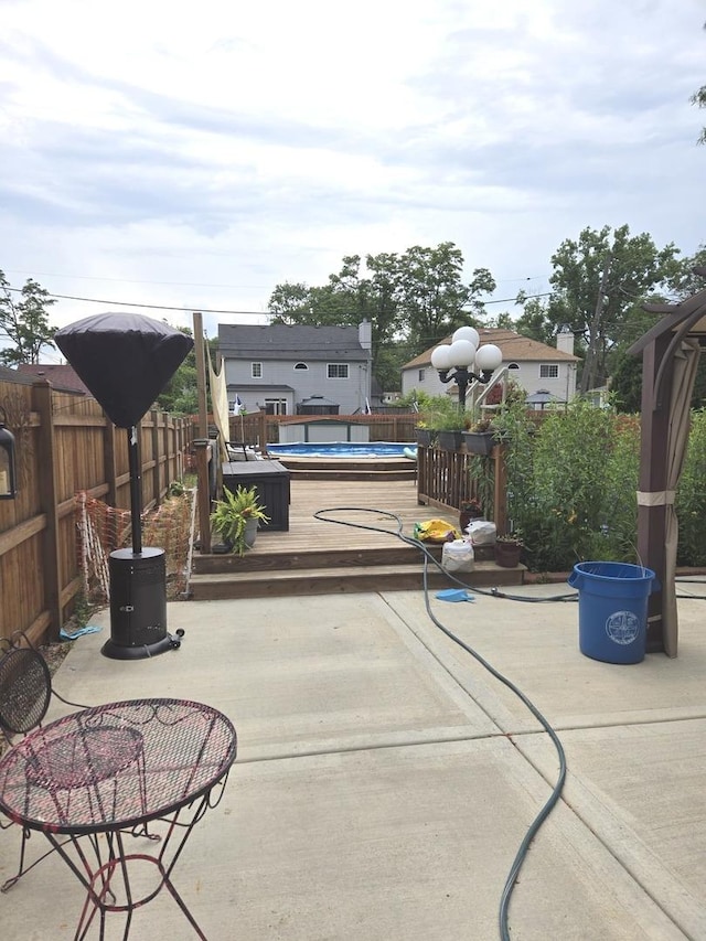 452 S Walnut St, Bensenville, IL 60106 - view of patio featuring a jacuzzi