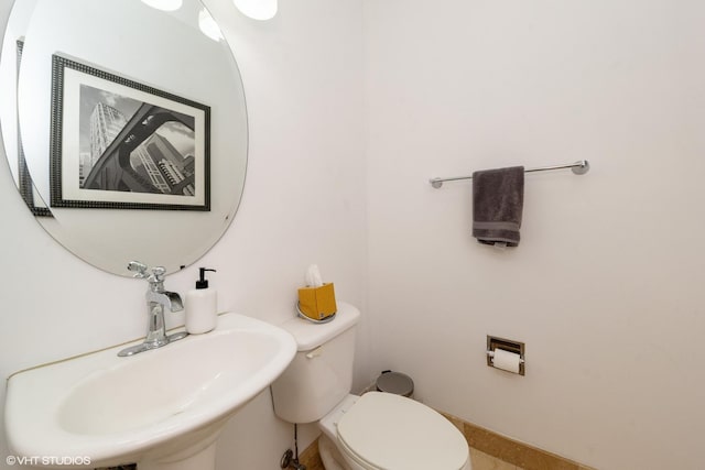 700 W Van Buren St Unit 803, Chicago, IL 60607 - bathroom with a sink and toilet