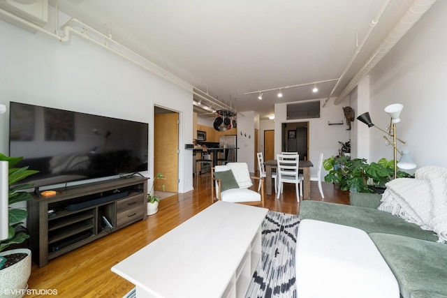 700 W Van Buren St Unit 803, Chicago, IL 60607 - living room with wood finished floors