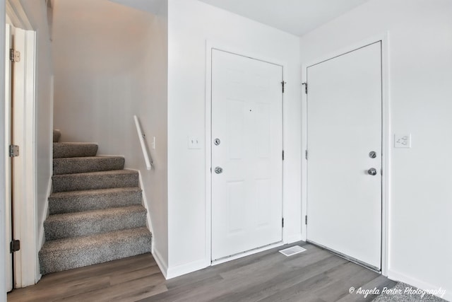 725 Hill Ave, Elgin, IL 60120 - photo 5