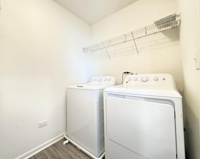 15041 W Quincy Cir, Manhattan, IL 60442 - laundry room with washer and dryer and wood finished floors