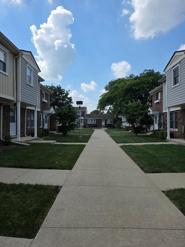 264 Bay St, Wood Dale, IL 60191 - view of home's community featuring a residential view and a lawn