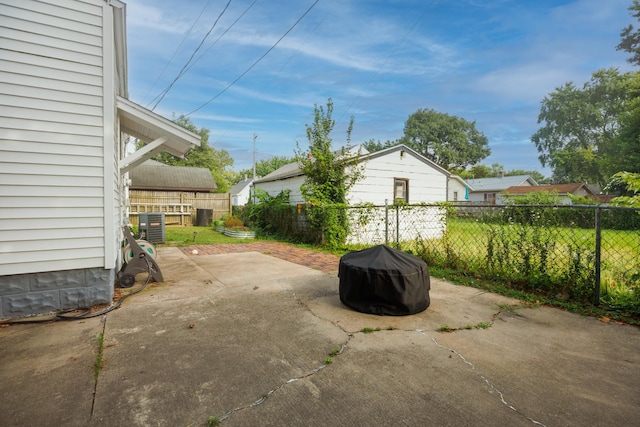 1304 Bell St, Bloomington, IL 61701 - photo 31