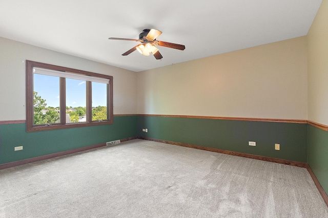 21978 Princeton Cir, Frankfort, IL 60423 - spare room featuring a ceiling fan and carpet flooring