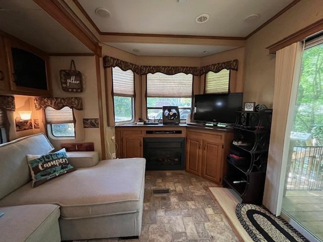 2795 E 28th Rd, Seneca, IL 61360