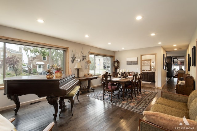 6928 Pershing Rd, Berwyn, IL 60402 - dining space featuring recessed lighting and hardwood / wood-style floors
