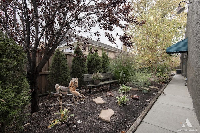 6928 Pershing Rd, Berwyn, IL 60402 - view of yard