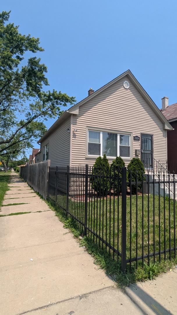 1024 W 103rd St, Chicago, IL 60643 - photo 14