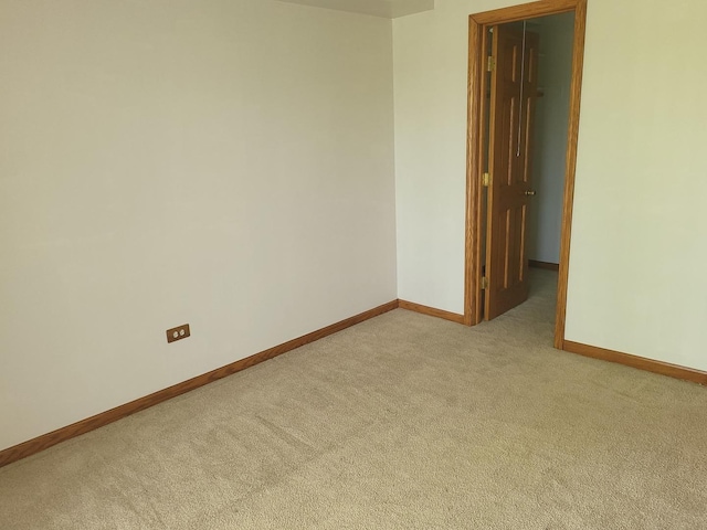 505 Redondo Dr Unit 108, Downers Grove, IL 60515 - carpeted spare room featuring baseboards