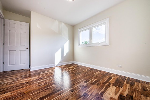 1665 Highland Blvd, Hoffman Estates, IL 60169 - empty room featuring baseboards and wood finished floors
