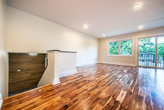1665 Highland Blvd, Hoffman Estates, IL 60169 - unfurnished room featuring hardwood / wood-style floors and recessed lighting