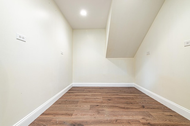 1665 Highland Blvd, Hoffman Estates, IL 60169 - additional living space with wood finished floors and recessed lighting