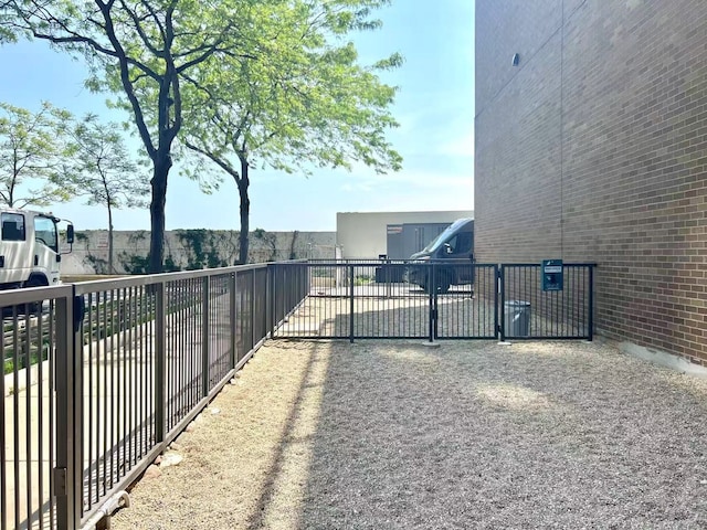 6033 N Sheridan Rd Unit 27C, Chicago, IL 60660 - view of gate
