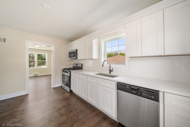 12558 S Stewart Ave, Chicago, IL 60628 - photo 13