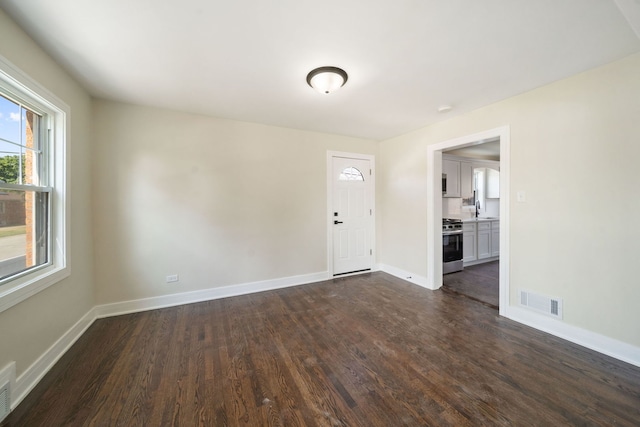 12558 S Stewart Ave, Chicago, IL 60628 - photo 29