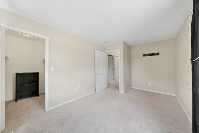 636 N Greenview Ave, Mundelein, IL 60060 - unfurnished bedroom featuring carpet