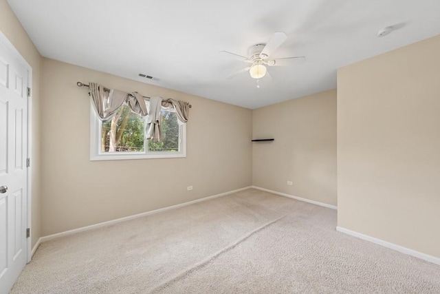 636 N Greenview Ave, Mundelein, IL 60060 - unfurnished bedroom with carpet and ceiling fan