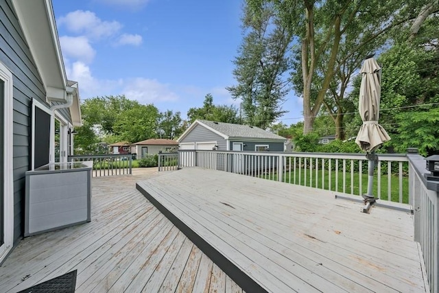 636 N Greenview Ave, Mundelein, IL 60060 - wooden deck with an outdoor structure