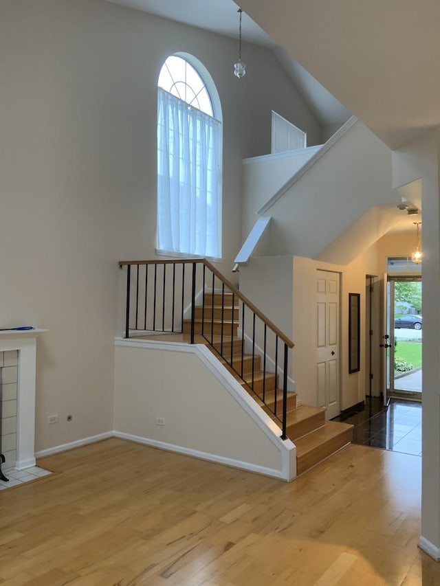 1035 Hinswood Dr, Darien, IL 60561 - photo 9
