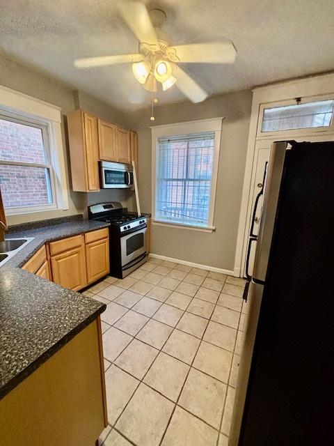 1640 W Melrose St, Chicago, IL 60657 - photo 27
