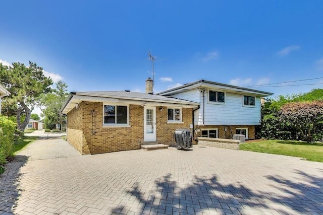 8915 N Odell Ave, Morton Grove, IL 60053 - photo 31
